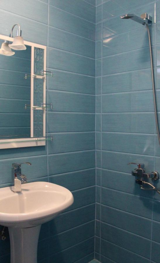 Guest House Racha Ambrolauri Εξωτερικό φωτογραφία